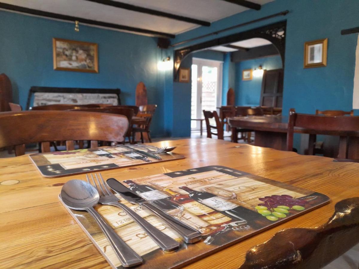 The Cottage Inn Llandeilo Eksteriør bilde